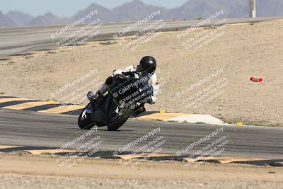 media/Oct-02-2025-Racers Edge (Thu) [[2c91cb6ab3]]/2-A Group/Session 5-Turn 12 (130pm)/